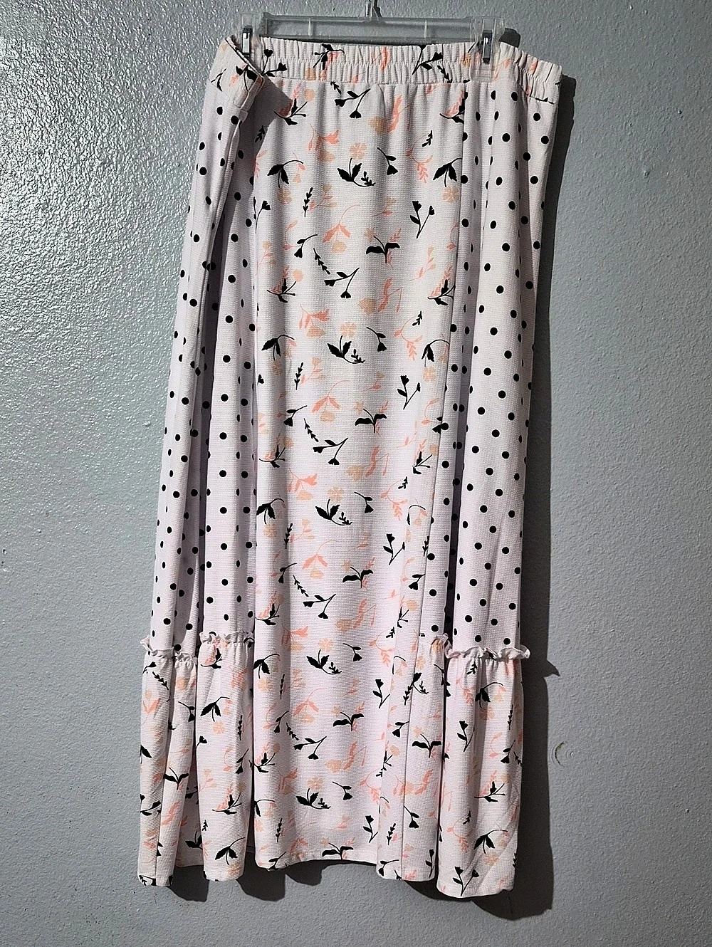 Women's Midi Skirt Pink & Black XL NWT